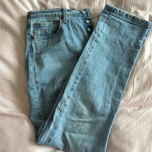 Levi’s Light Blue Denim Jeans
